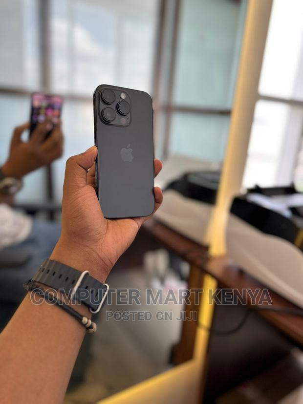 Apple iPhone 14 Pro 256 GB Black - thumbnail 3