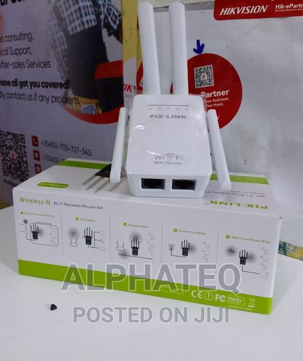 Wireless Wi-Fi Signal Amplifier With 4 External Antennas - main view