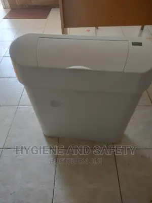 Automatic Sanitary Bin 22L