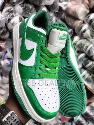 Nike SB Sneakers