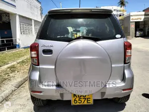 Toyota Rush 1.5 RWD 2007 Silver
