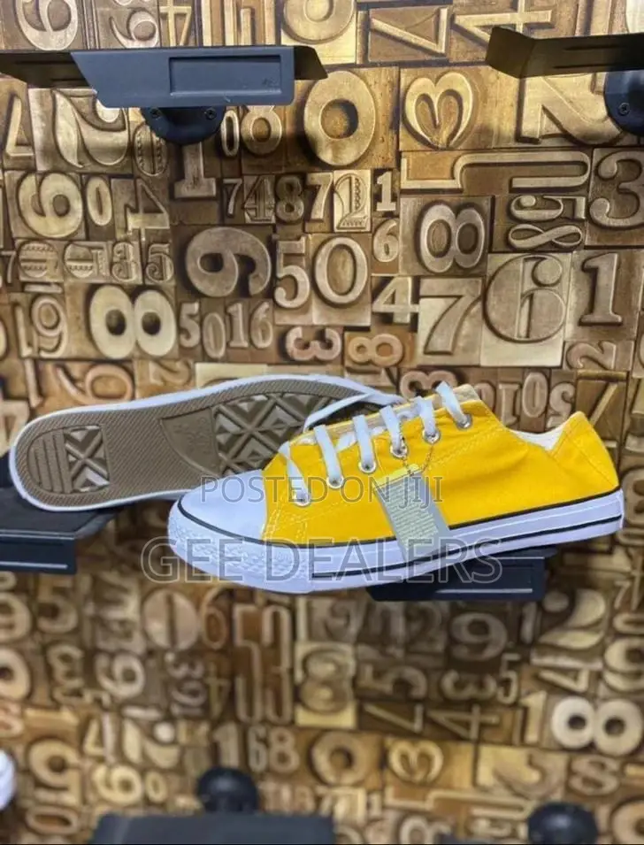 Unisex Converse Rubber Shoes