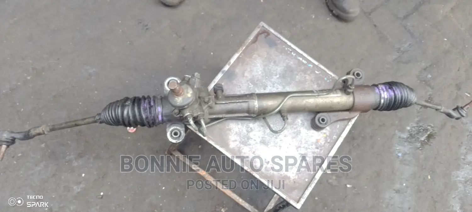 Noah/Voxy 2002- 2005steering Rack