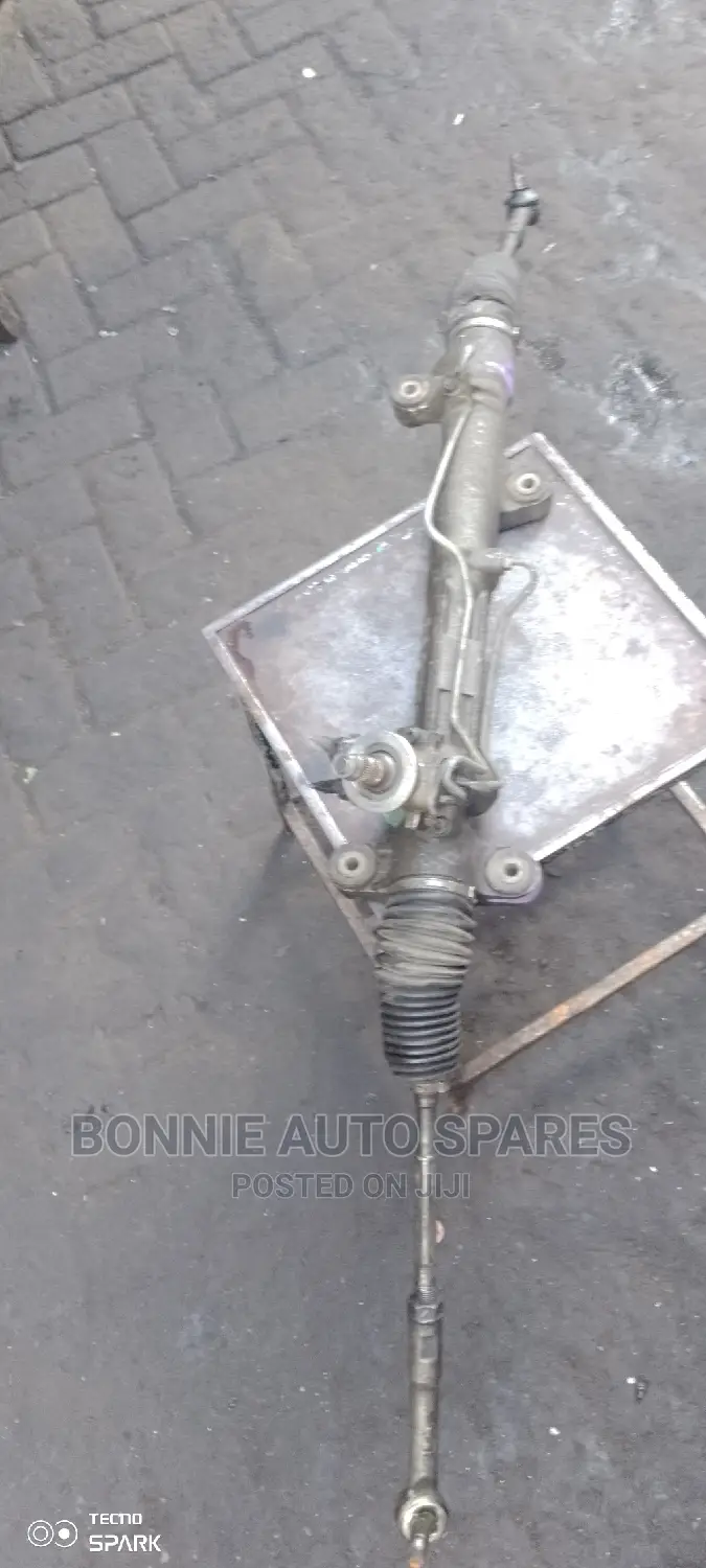 Toyota Avensis Steering Rack