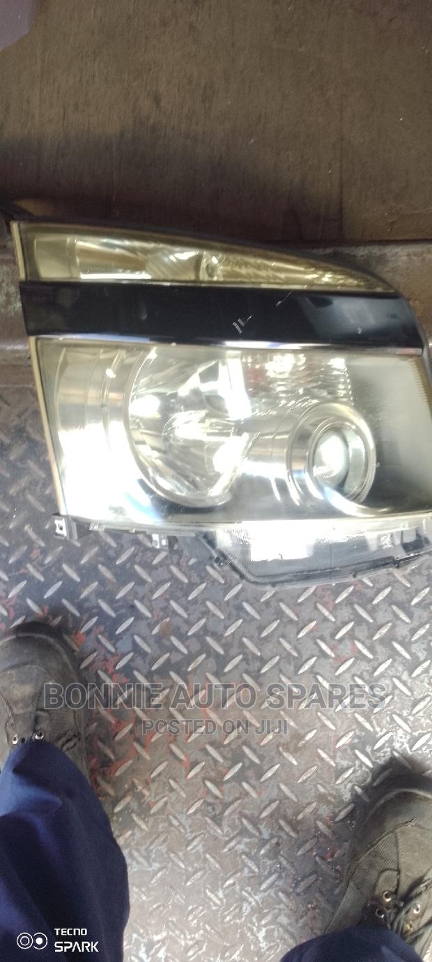 Voxy 2008 Headlight Zenon
