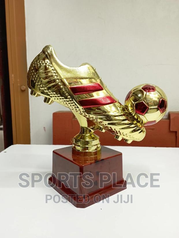 Golden Boot Trophy Award - main view