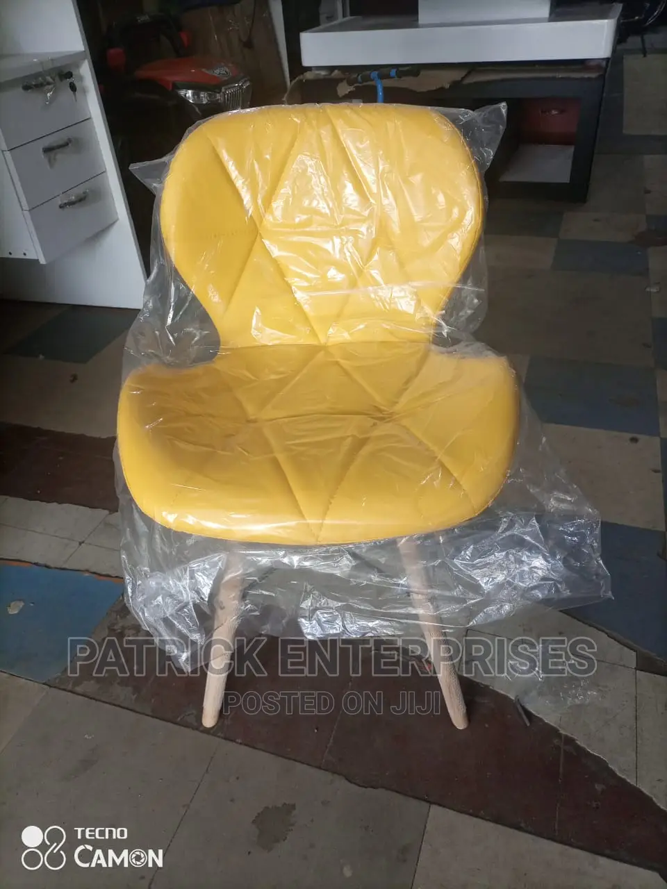 Morden Imported Dinning/Office/Garden Padded Eames Chairs