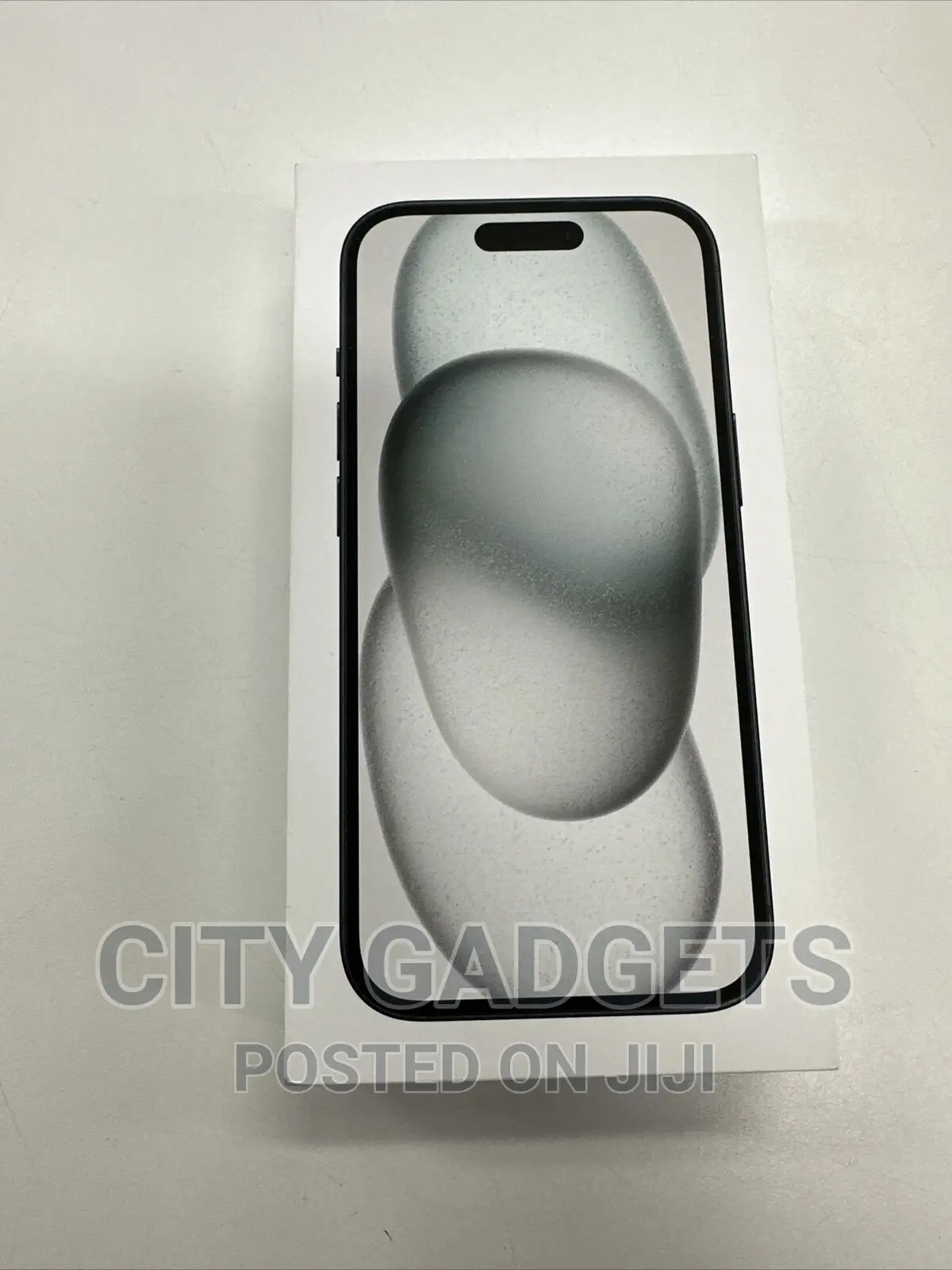 New Apple iPhone 15 128 GB Black