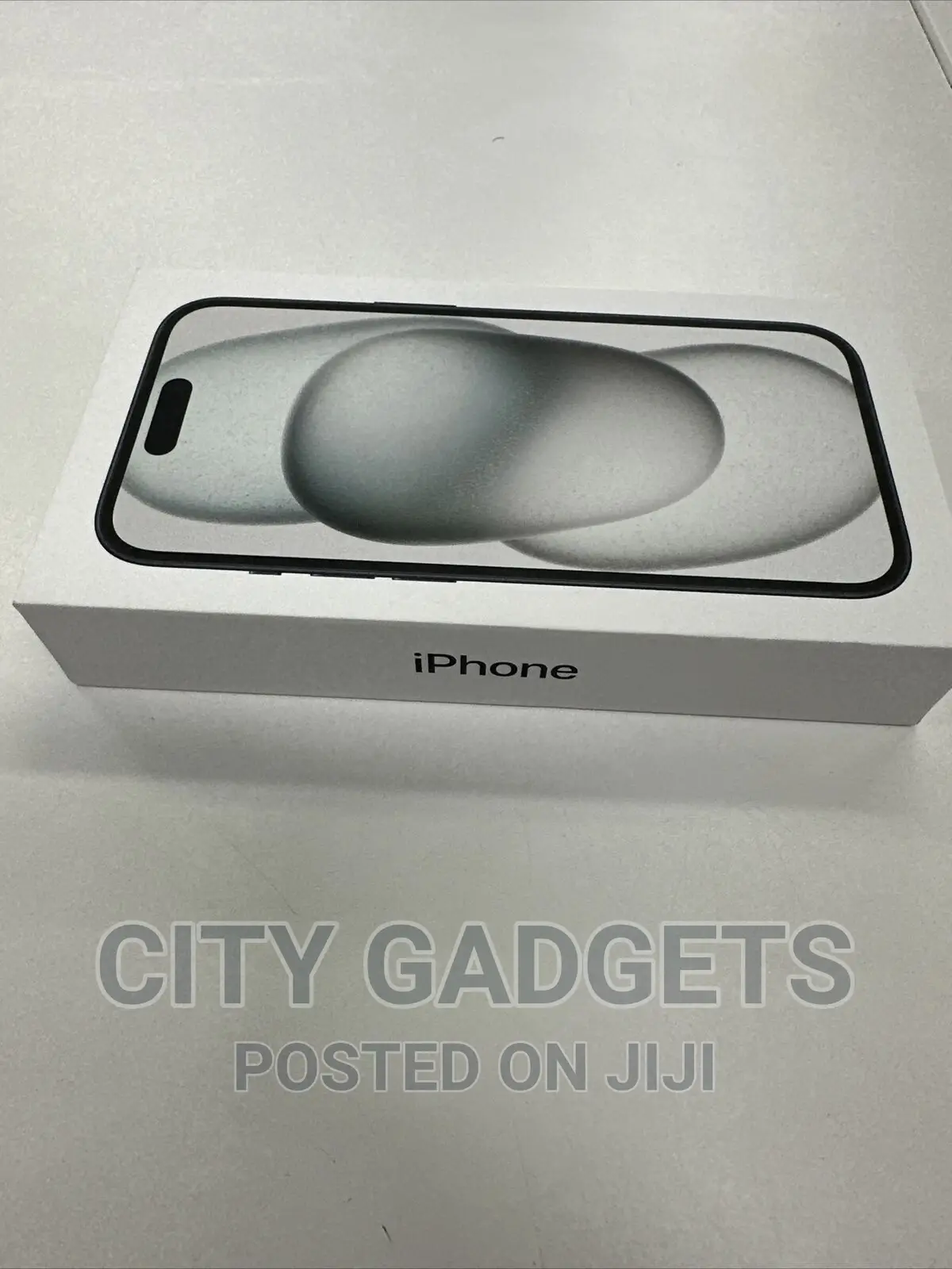 New Apple iPhone 15 128 GB Black