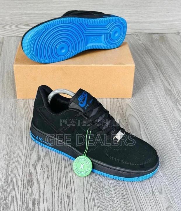 Airforce Suede Sneakers