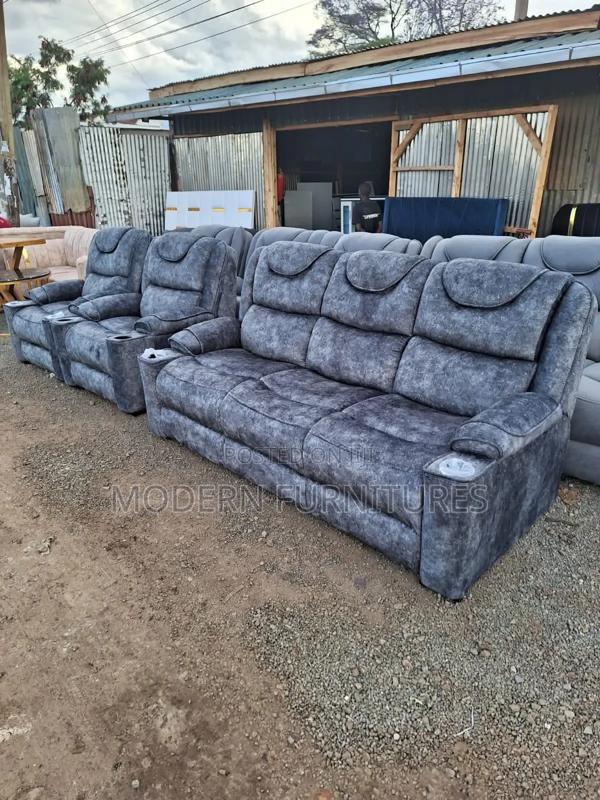5 Seater Reclinerlike Sofa