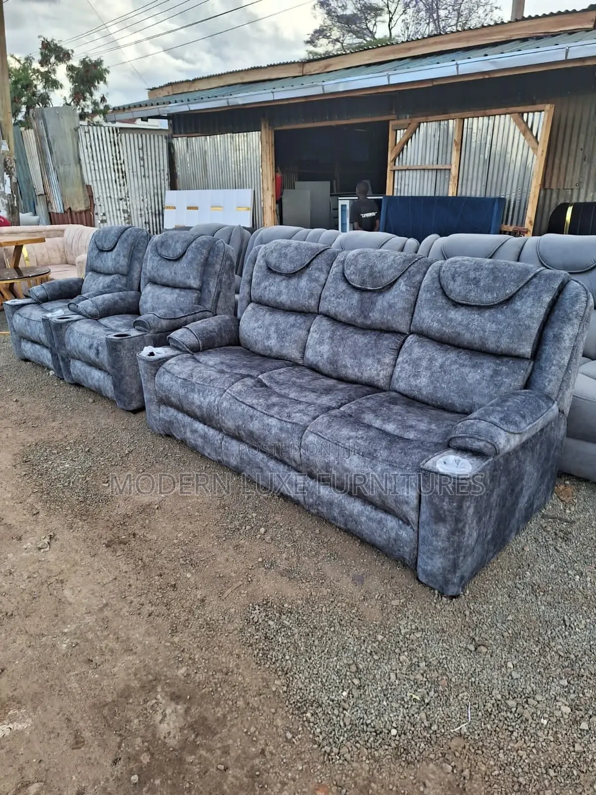 5 Seater Reclinerlike Sofa