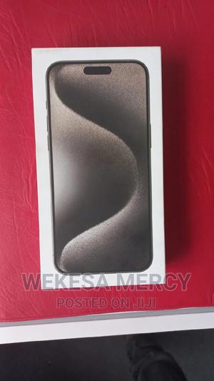 New Apple iPhone 15 Pro Max 256 GB Gray - main view