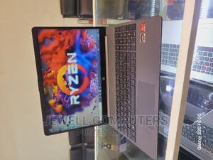 New Laptop HP 15 8GB AMD Ryzen 3 SSD 512GB - main view
