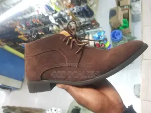 Cacatua Official Boots