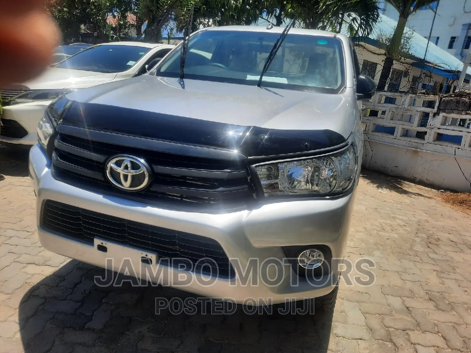 Toyota Hilux 2016 Silver
