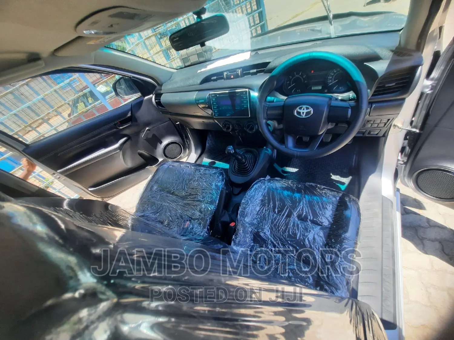 Toyota Hilux 2016 Silver