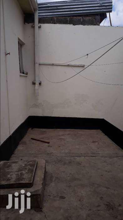 Upper Hill Single Room Available For Rent