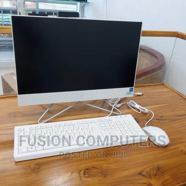 New Desktop Computer HP 200 G4 4GB Intel Core I5 SSD 256GB
