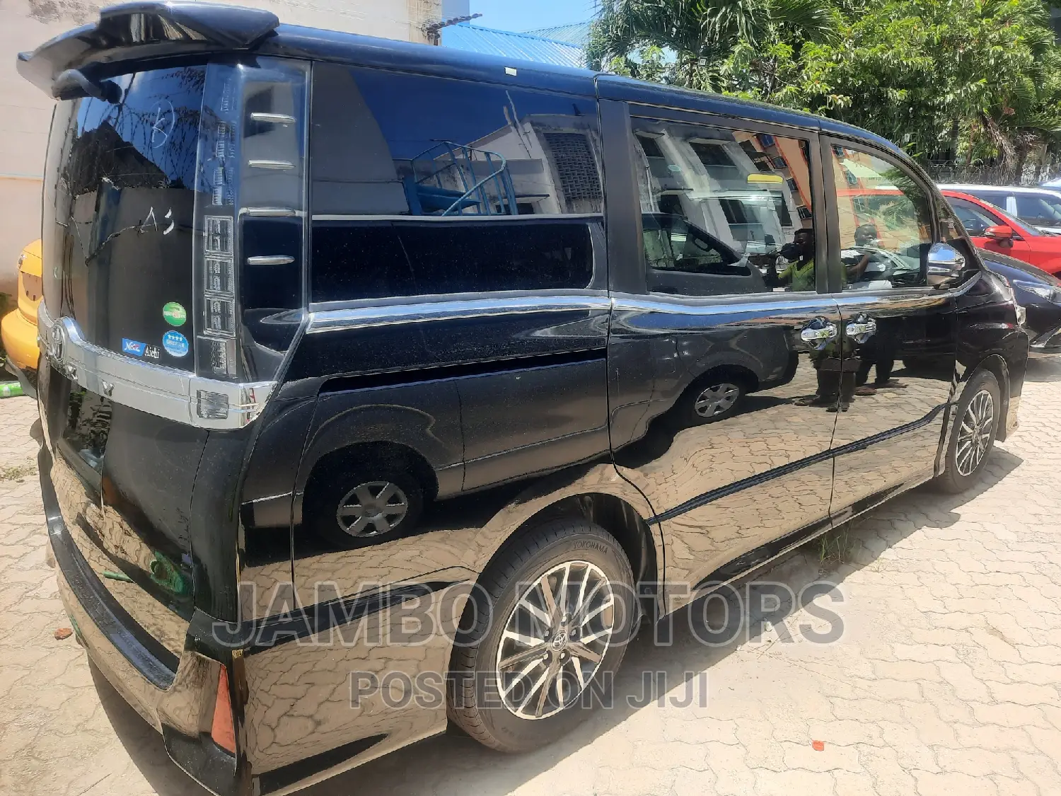 Toyota Voxy 2016 Black