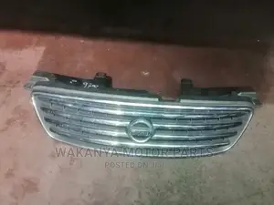 Nissan Bluebird Sylphy N16/G10 Grille Chrome, 2003 to 2005