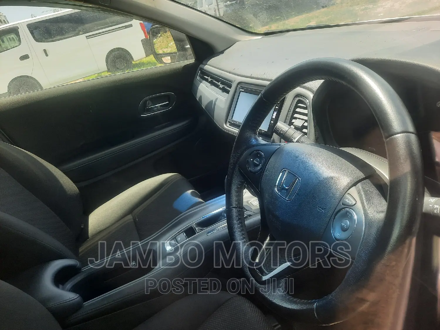 Honda Vezel 1.5 2WD 2016 Pearl