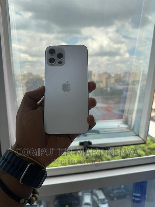 Apple iPhone 12 Pro 128 GB White - main view