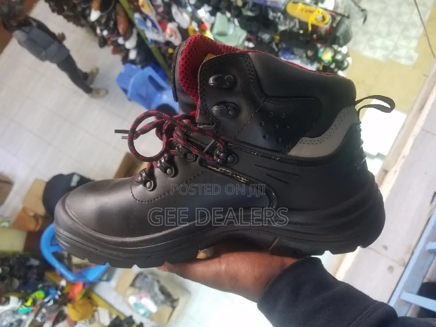 Comfort Select Safety Boots