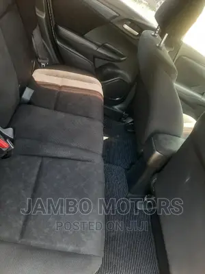 Honda Fit Shuttle 1.5 Hybrid 2WD 2016 White