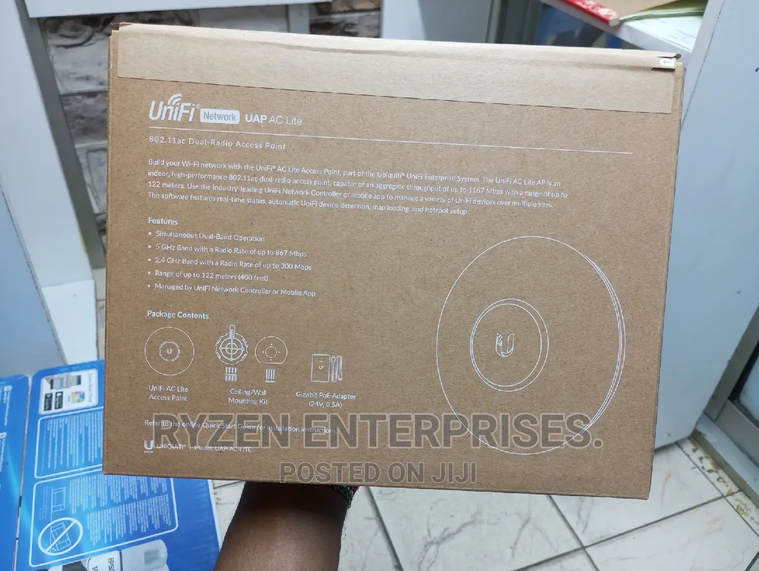 Ubiquiti Networks UAP-AC-LITE Wireless Access Point.