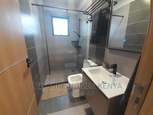 Stylish Two Bedrooms Modern Apartments - thumbnail 10