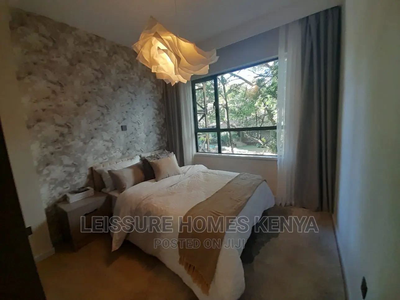 Stylish Two Bedrooms Modern Apartments