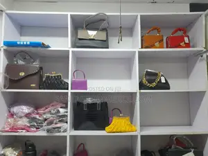 Shelves to Let