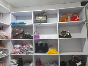Shelves to Let