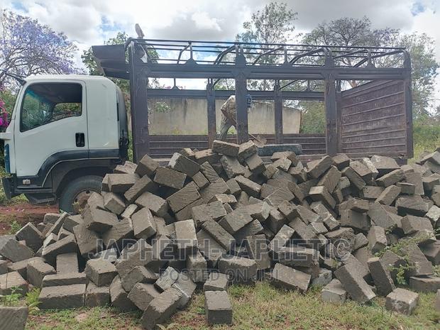 Machine Cut Stones Za Ndarugo - main view