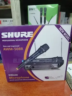 Shure Awm 508R Wireless Microphone