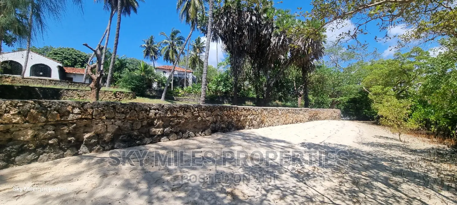 Serena Beach Plots,1/2 1/4 Plots On Sale