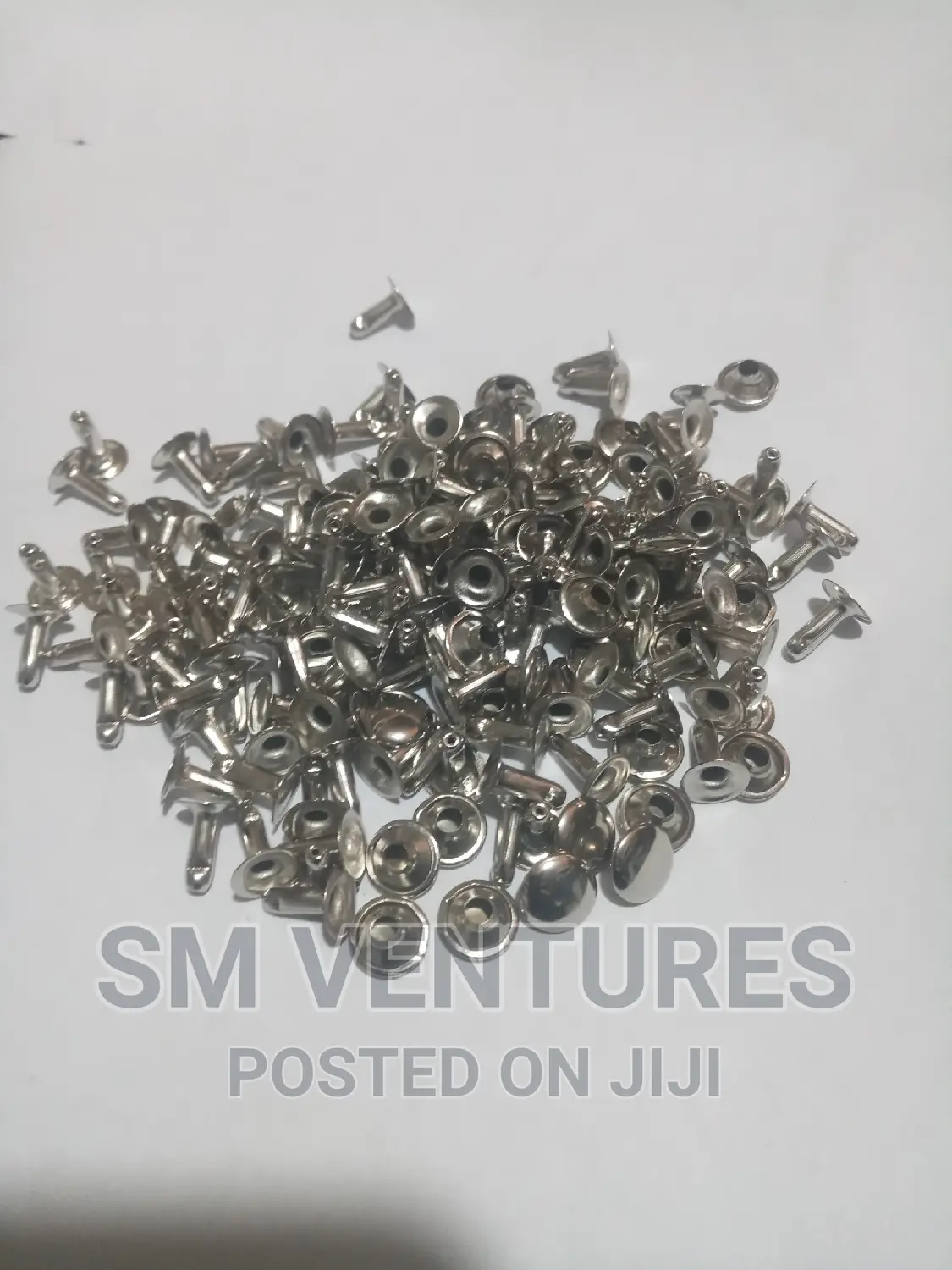 Rivets/ Eyelets/Pressbuttons/Buckles/Magnet/Zips-Wholesale