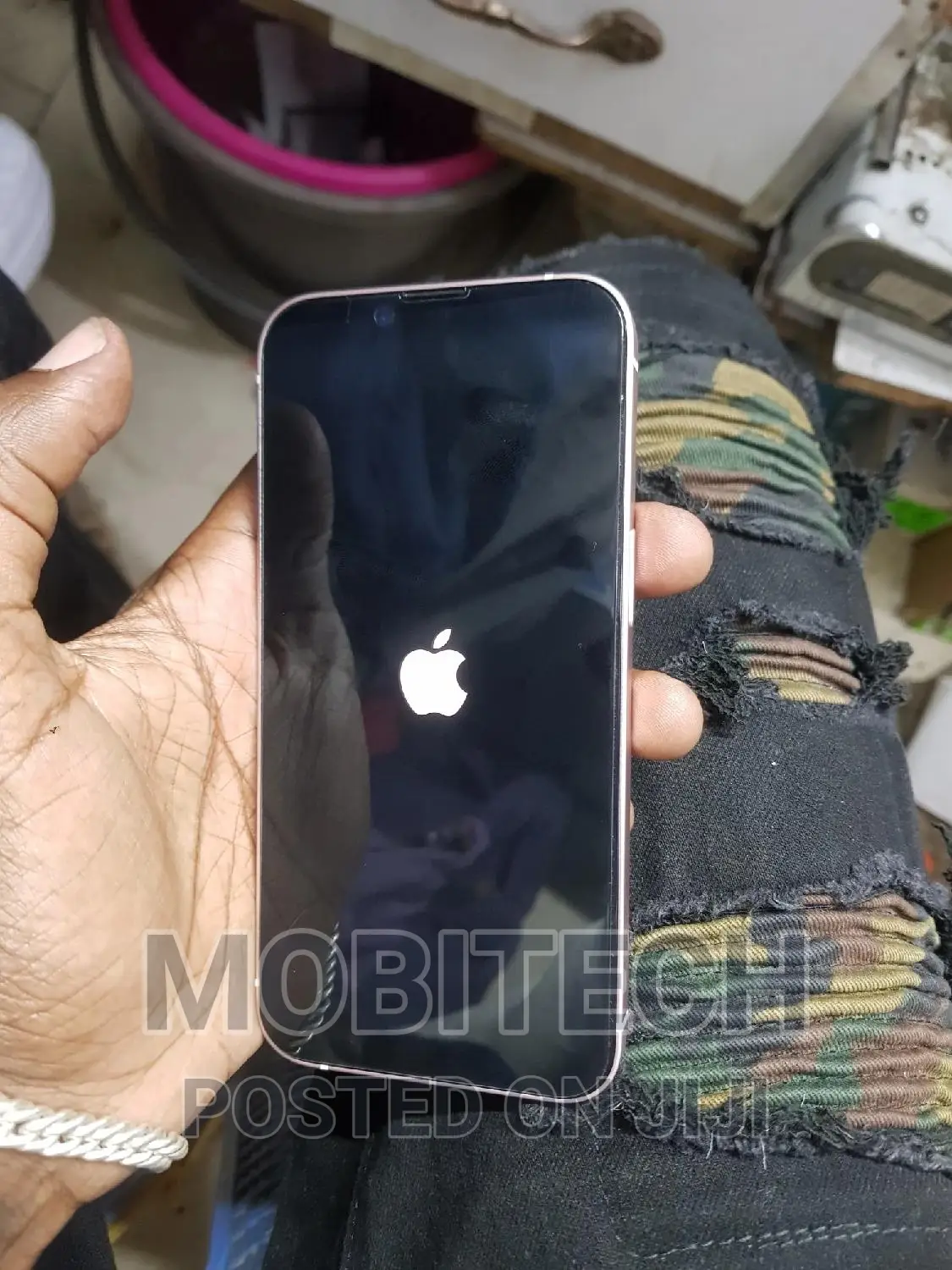 I Buy Dead /Brocken iPhones at Affordable Prices 