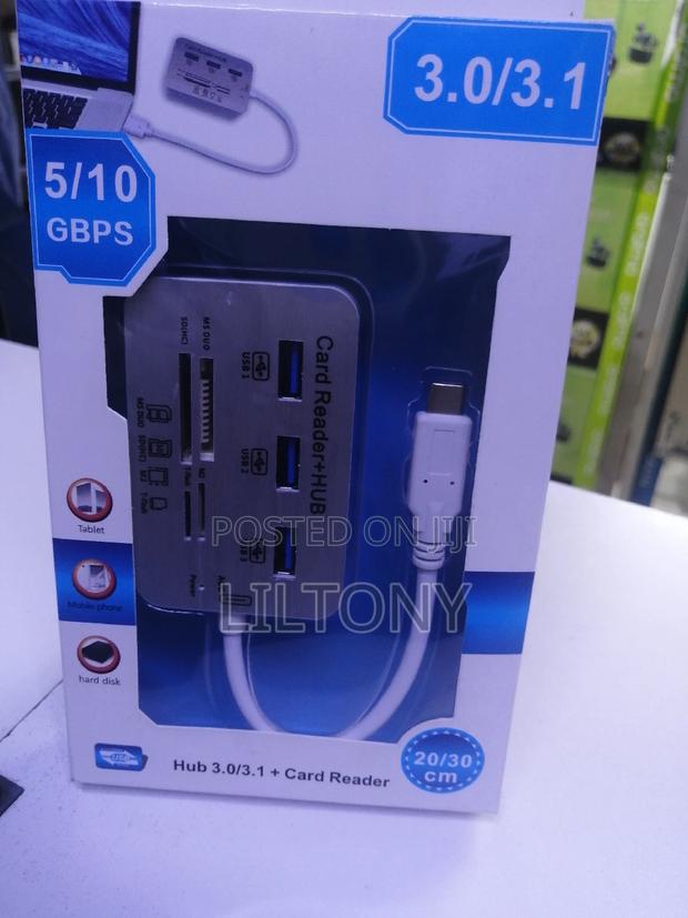 Usb C Hub With Usb Port and Card Reader - main view