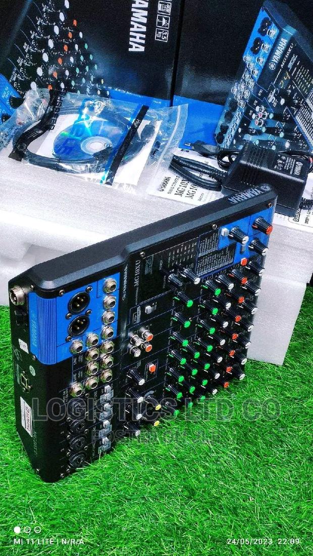 Yamaha MG10 10-Input Stereo Mixer - thumbnail 2