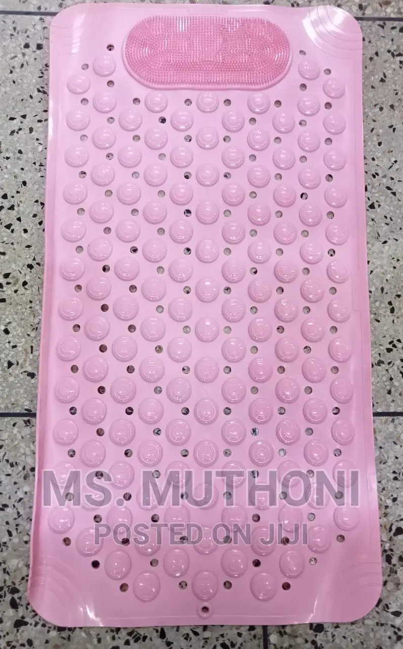 Antislip Bathroom Mat at 1200 Size: 38*70cm