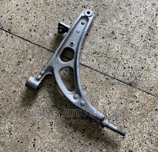 Subaru Legacy Arm - main view