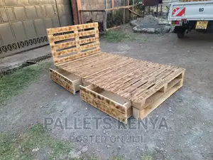 Pallet Bed- 4*6 Detachable Pallet Bed.(#SG02)