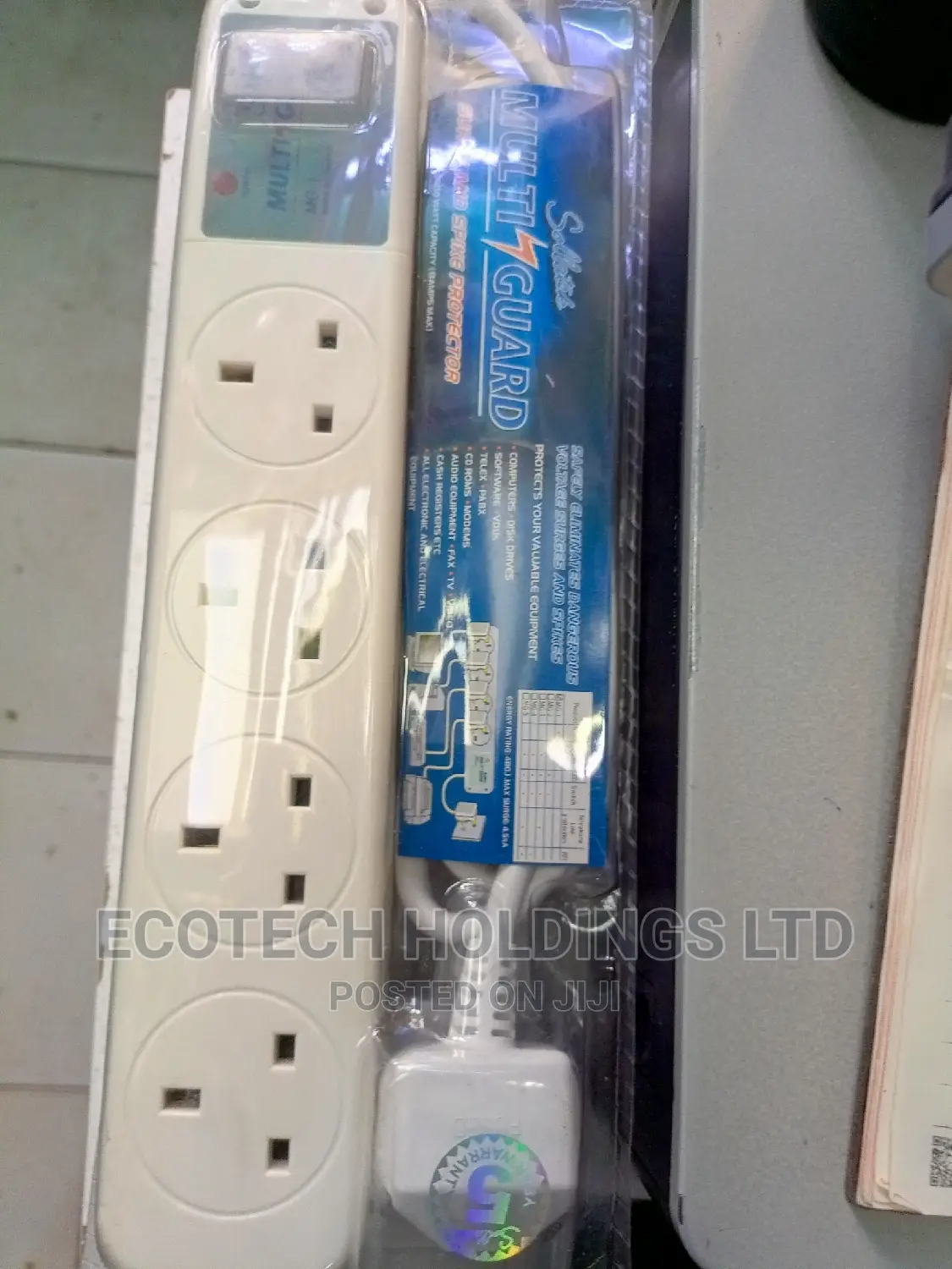 4 Way Sollatec Extension Cable.