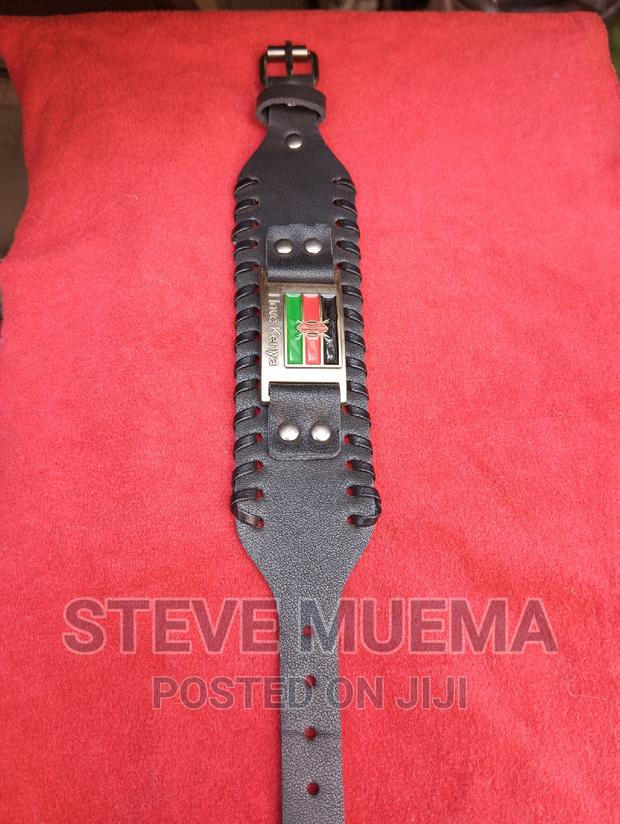 Kenyan Flag Leather Bracelet. - thumbnail 2