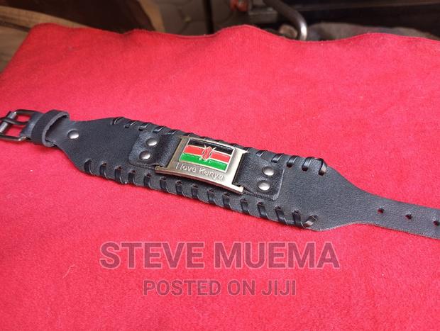 Kenyan Flag Leather Bracelet. - thumbnail 3