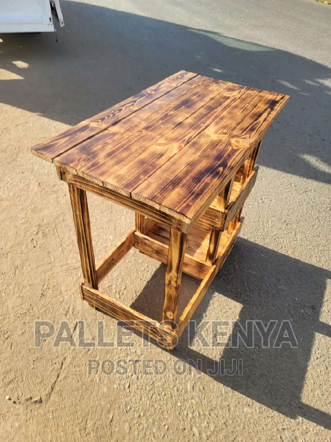 Ppallet Kitchen Table- (#SG03;)