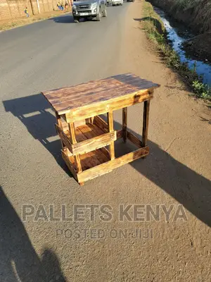 Pallet Kitchen Table-(#Sg04)