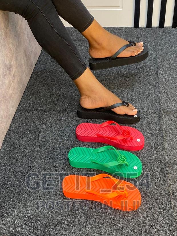 Gucci Slippers
Size:*36-41 - main view